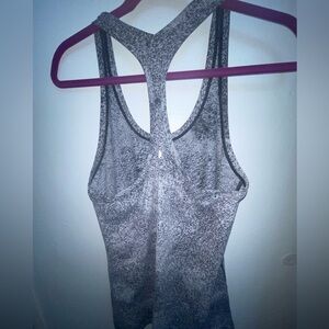 Lululemon Cool Racerback II White & Black fits size 12